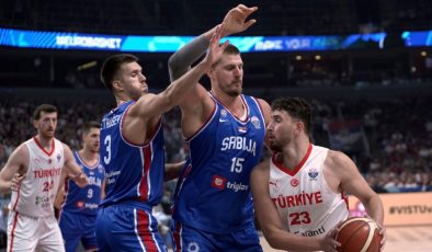 12 Dev Adam liderliği vermedi