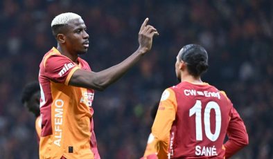 Victor Osimhen, röveşata golüyle üç puanı getirdi!