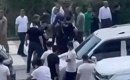 Akraba kavgası değil resmen savaş: 400 kişi birbirine girdi