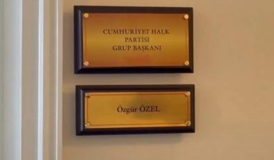 Özel’in Meclis’teki makamında unvanı değişti